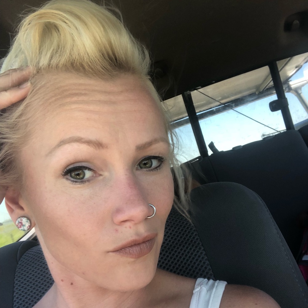 Meet your Posher, Teri